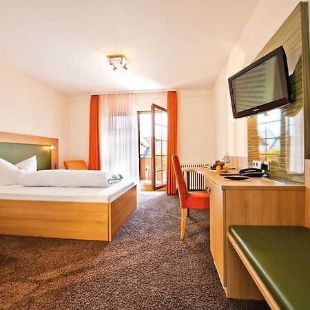 Danner'S Hotel Loewen Marschalkenzimmern Экстерьер фото